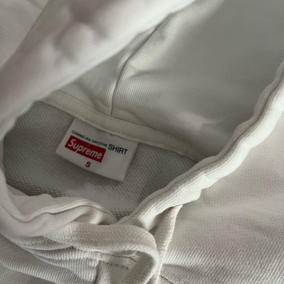 [S]Supreme Comme Des Garcons Split White Hoodie with Black Logo - Picture 6 of 11